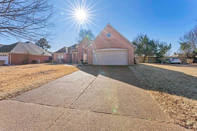 8655 LEAF MANOR CV, Memphis, TN 38018