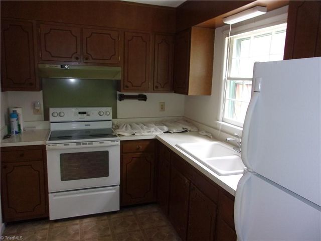 2706 Miriam Court, High Point, NC 27263