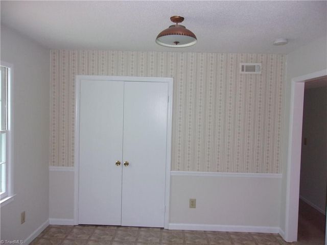 2706 Miriam Court, High Point, NC 27263