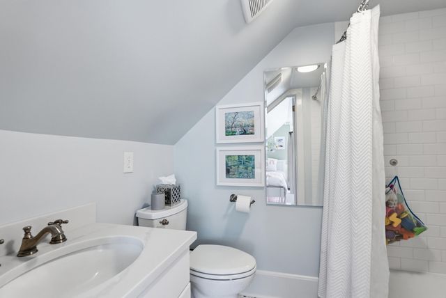 25 Montagu Street Apt C, Charleston, SC 29401