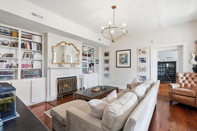 25 Montagu Street Apt C, Charleston, SC 29401