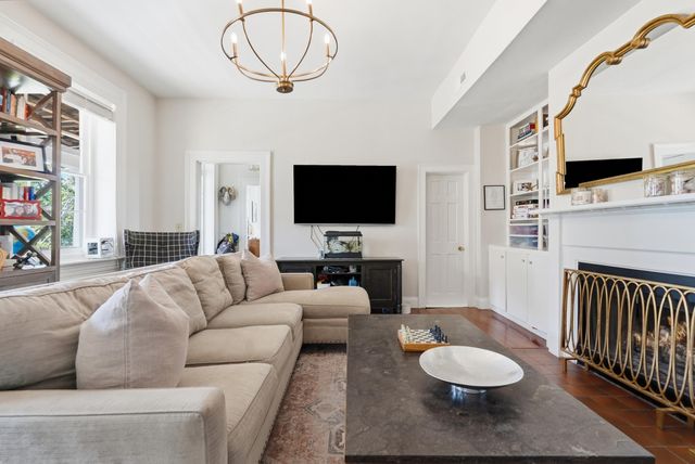 25 Montagu Street Apt C, Charleston, SC 29401