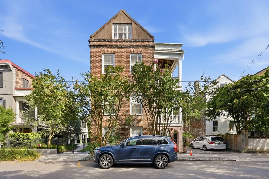25 Montagu Street Apt C, Charleston, SC 29401