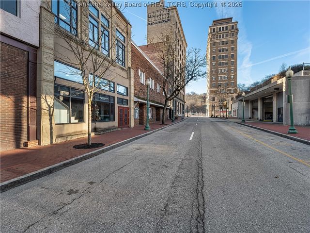 16 Capitol Street, Charleston, WV 25301
