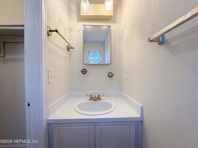 4240 KEY VEGA Court, Jacksonville, FL 32218