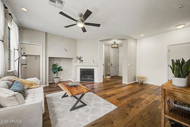 2310 W SLEEPY RANCH Road, Phoenix, AZ 85085