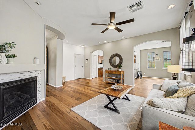 2310 W SLEEPY RANCH Road, Phoenix, AZ 85085