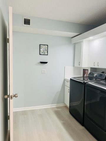 3635 Whitehall Drive 404, West Palm Beach, FL 33401
