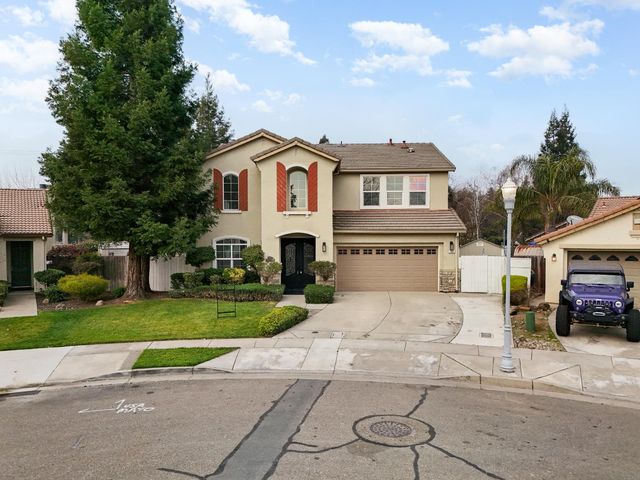 209 Oriole Ln, Lodi, CA 95240