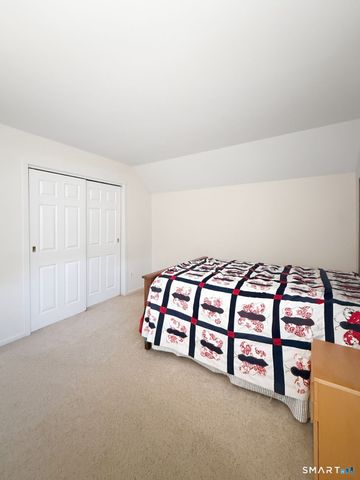 129 Library Lane 129, Simsbury, CT 06070