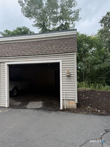 129 Library Lane 129, Simsbury, CT 06070