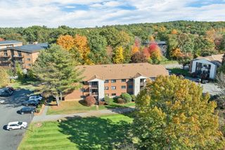 189 Littleton Rd 44, Chelmsford, MA 01824