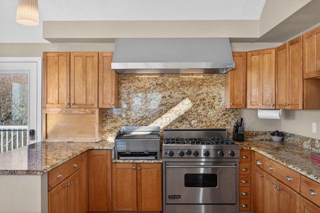 724 Commercial Street, Provincetown, MA 02657