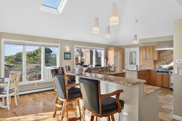 724 Commercial Street, Provincetown, MA 02657