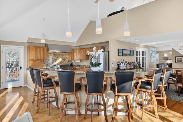 724 Commercial Street, Provincetown, MA 02657