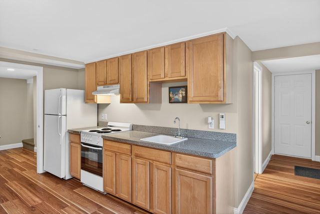 724 Commercial Street, Provincetown, MA 02657