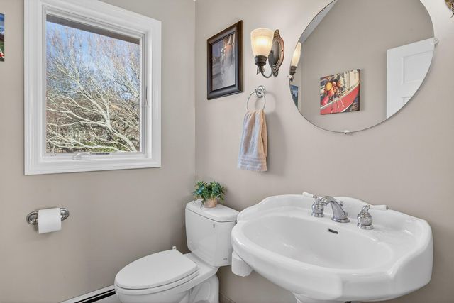 724 Commercial Street, Provincetown, MA 02657