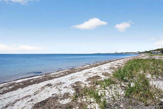 724 Commercial Street, Provincetown, MA 02657