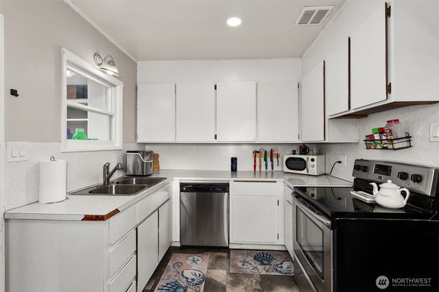 90 SW 12th Street, Chehalis, WA 98532