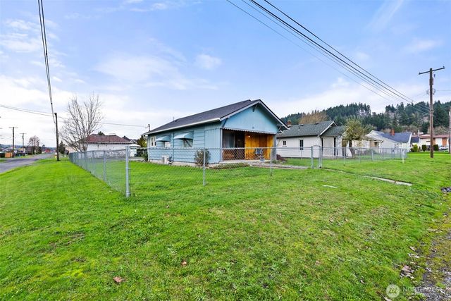 90 SW 12th Street, Chehalis, WA 98532