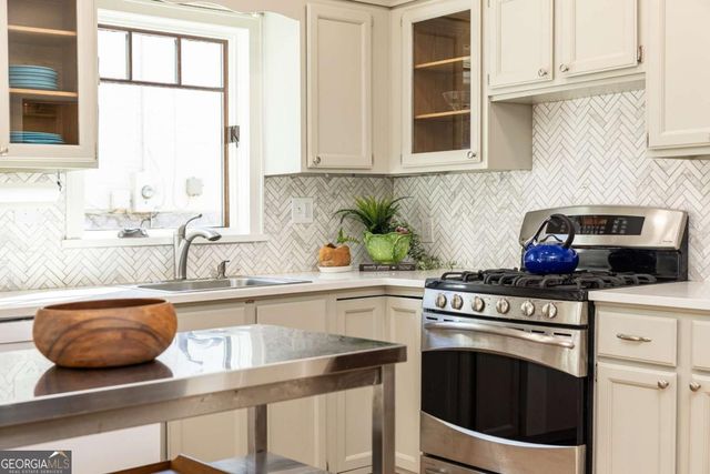 2653 Sharondale Circle NE, Atlanta, GA 30305