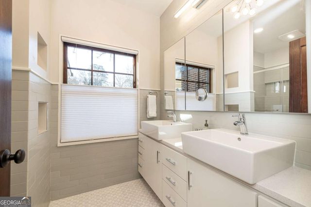 2653 Sharondale Circle NE, Atlanta, GA 30305