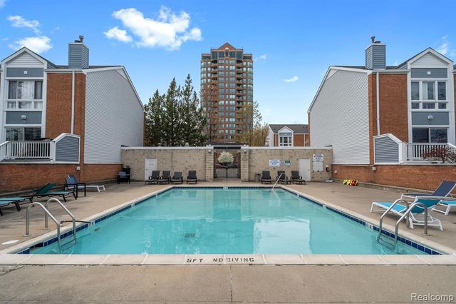 3320 Spinnaker Lane 4A, Detroit, MI 48207