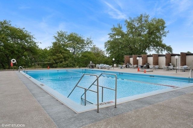 5455 N Sheridan Road 1907, Chicago, IL 60640