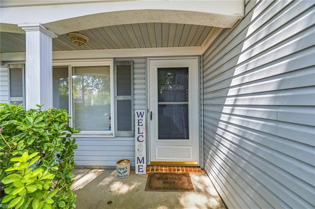 1993 Ashmont DR, Virginia Beach, VA 23456