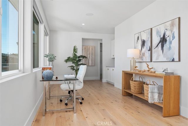 175 Costa Mesa, Costa Mesa, CA 92627