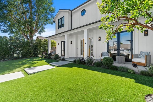 175 Costa Mesa, Costa Mesa, CA 92627