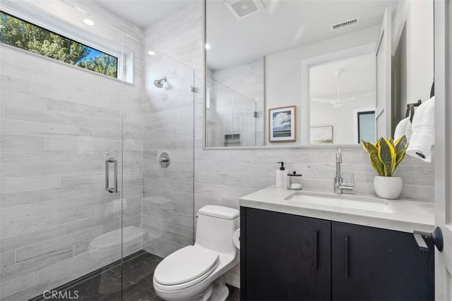 175 Costa Mesa, Costa Mesa, CA 92627
