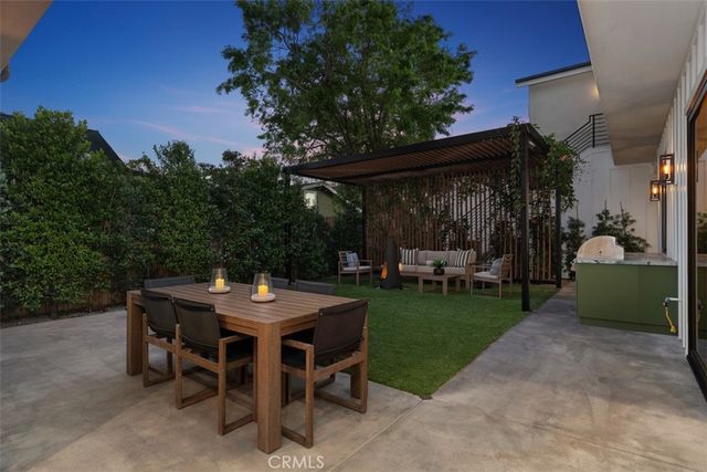 175 Costa Mesa, Costa Mesa, CA 92627