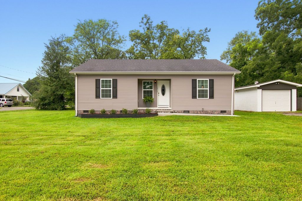 301 N Anderson St, Tullahoma, TN 37388