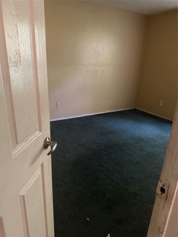 4621 Lake Park Drive, The Colony, TX 75056