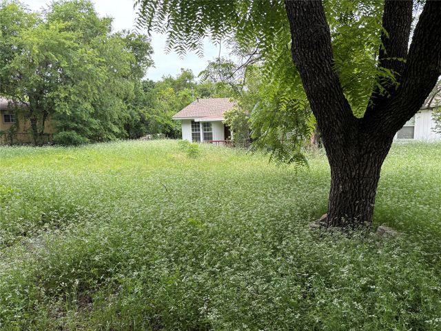4621 Lake Park Drive, The Colony, TX 75056