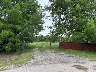 4621 Lake Park Drive, The Colony, TX 75056