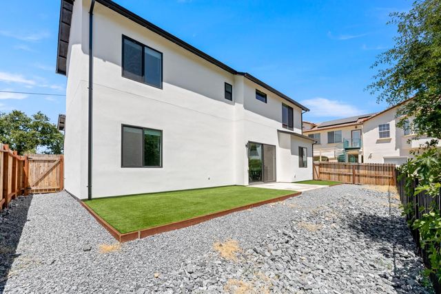 4755 Racetrack Rd, Rocklin, CA 95677