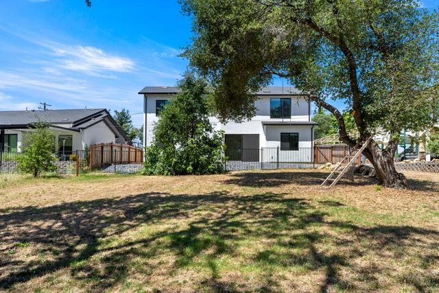 4755 Racetrack Rd, Rocklin, CA 95677