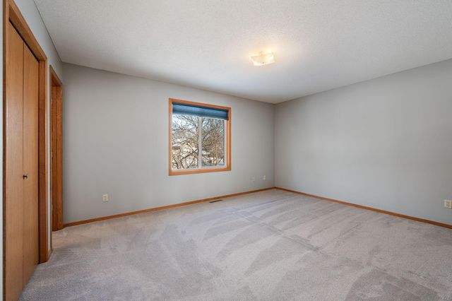 7606 116th Avenue N, Champlin, MN 55316