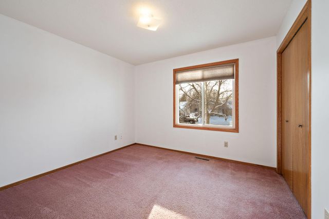 7606 116th Avenue N, Champlin, MN 55316