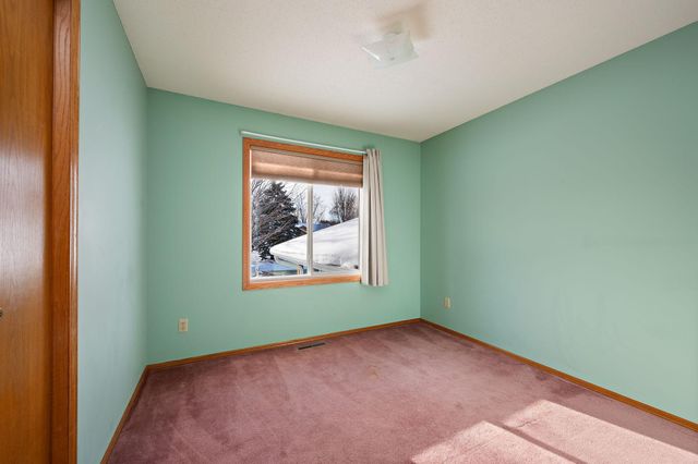 7606 116th Avenue N, Champlin, MN 55316