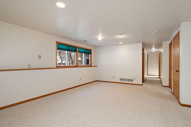 7606 116th Avenue N, Champlin, MN 55316