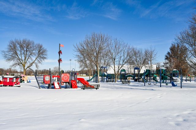 7606 116th Avenue N, Champlin, MN 55316