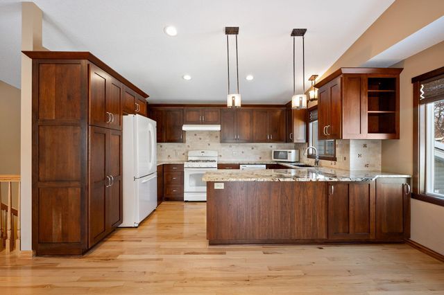 7606 116th Avenue N, Champlin, MN 55316