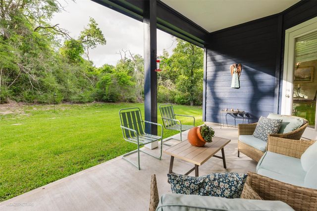 26600 Doe Lane, Hempstead, TX 77445