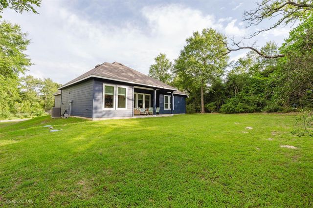 26600 Doe Lane, Hempstead, TX 77445