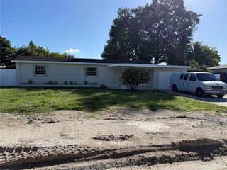 7040 SW 16th St, Pembroke Park, FL 33023