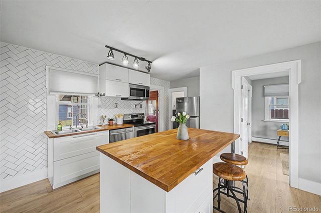 2963 S Fox Street, Englewood, CO 80110