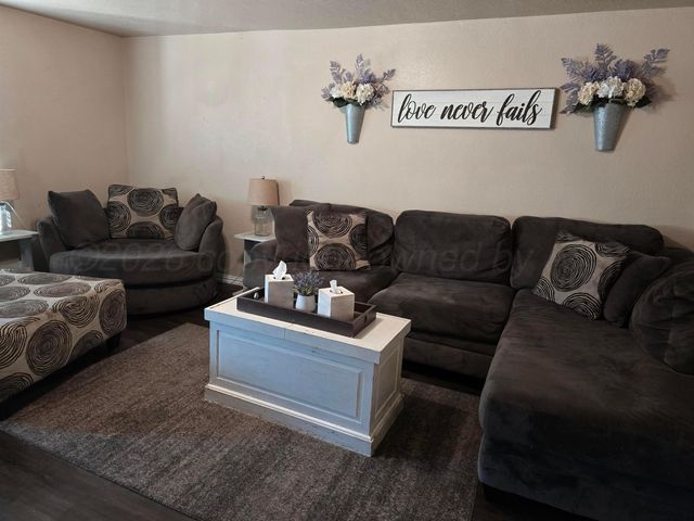 1121 Elmore Street, Borger, TX 79007